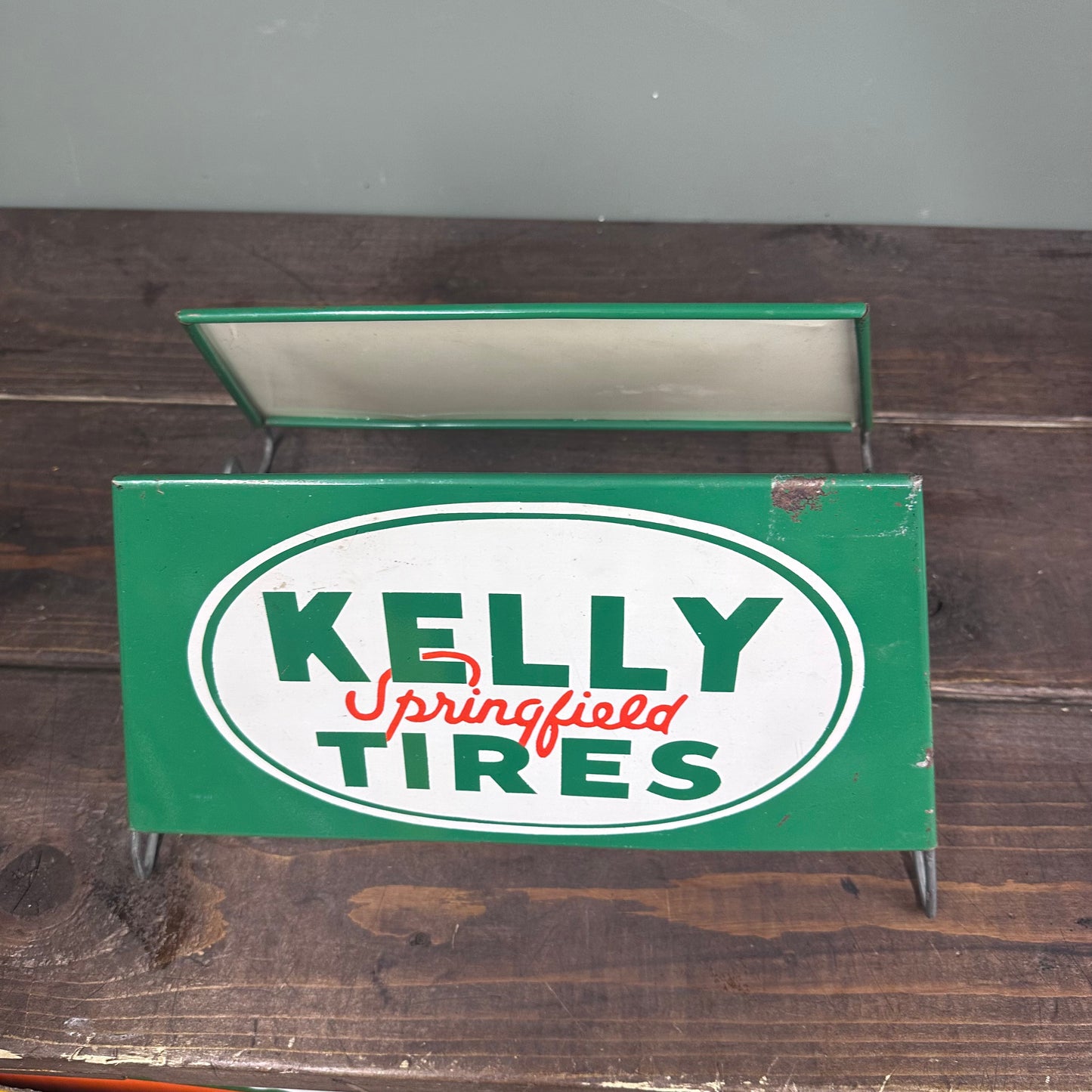KELLY VINTAGE TYRE STAND #08759 image 1