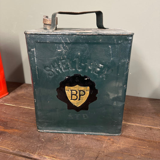 SET OF THREE VINTAGE PETROL CANS #08636 image 1