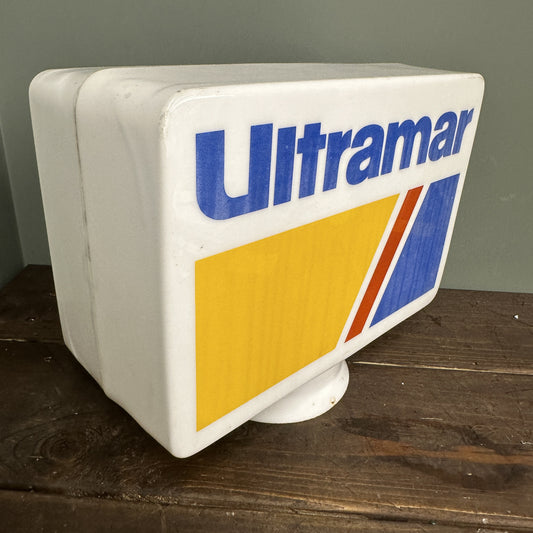 ULTRAMAR PETROL PUMP GLOBE #08257 image 1