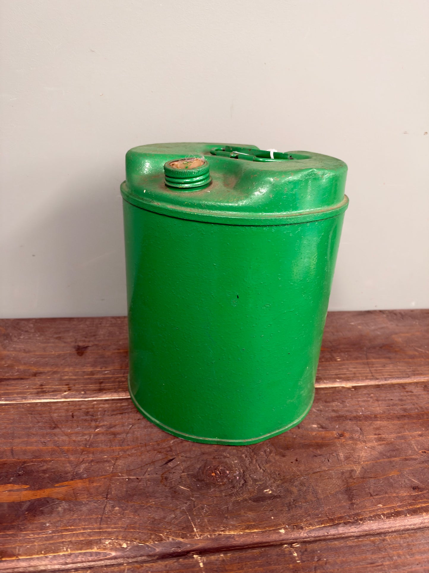 FINNA GREEN CAN #9339