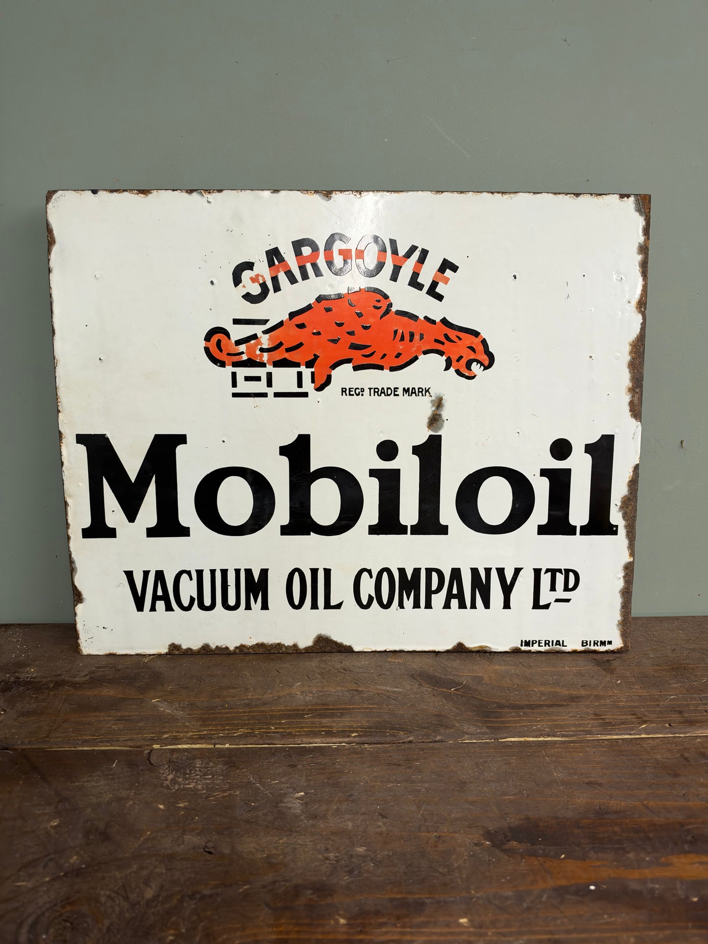 MOBILOIL ENAMEL SIGN #9434