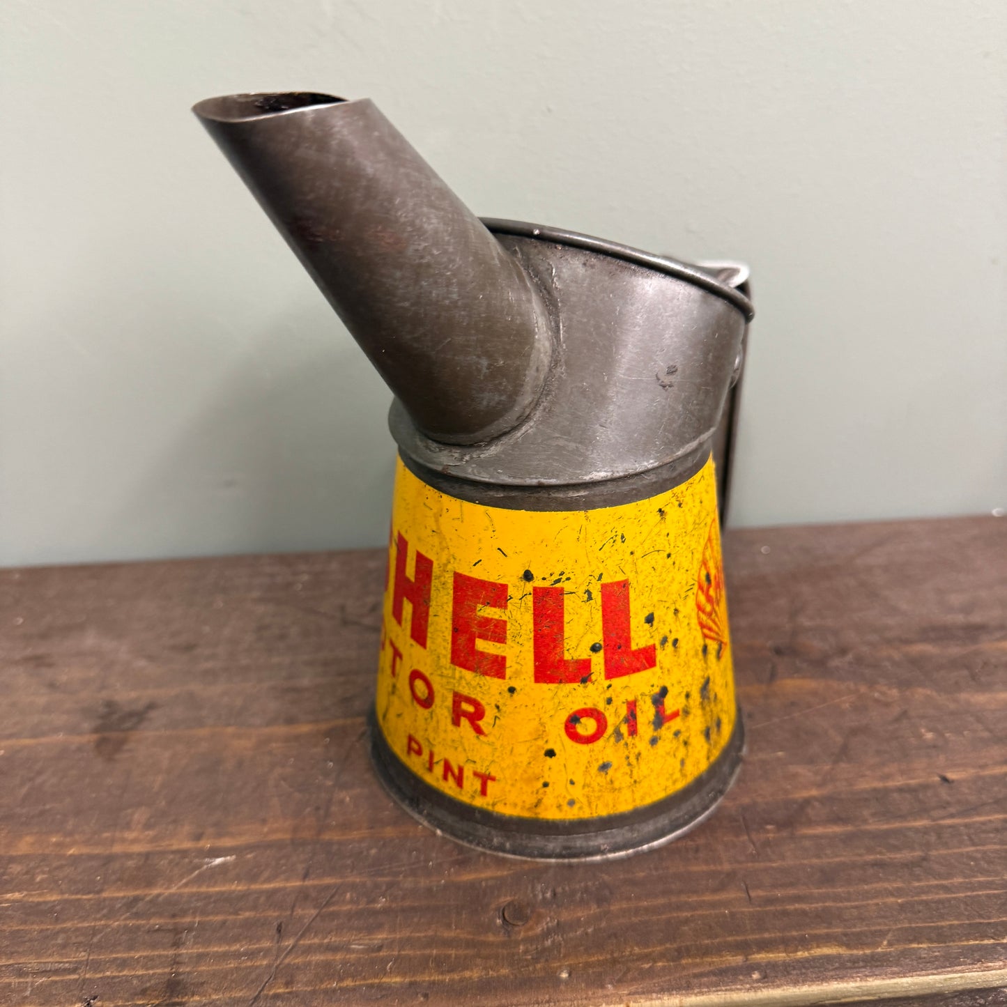SHELL OIL POURER - #9049