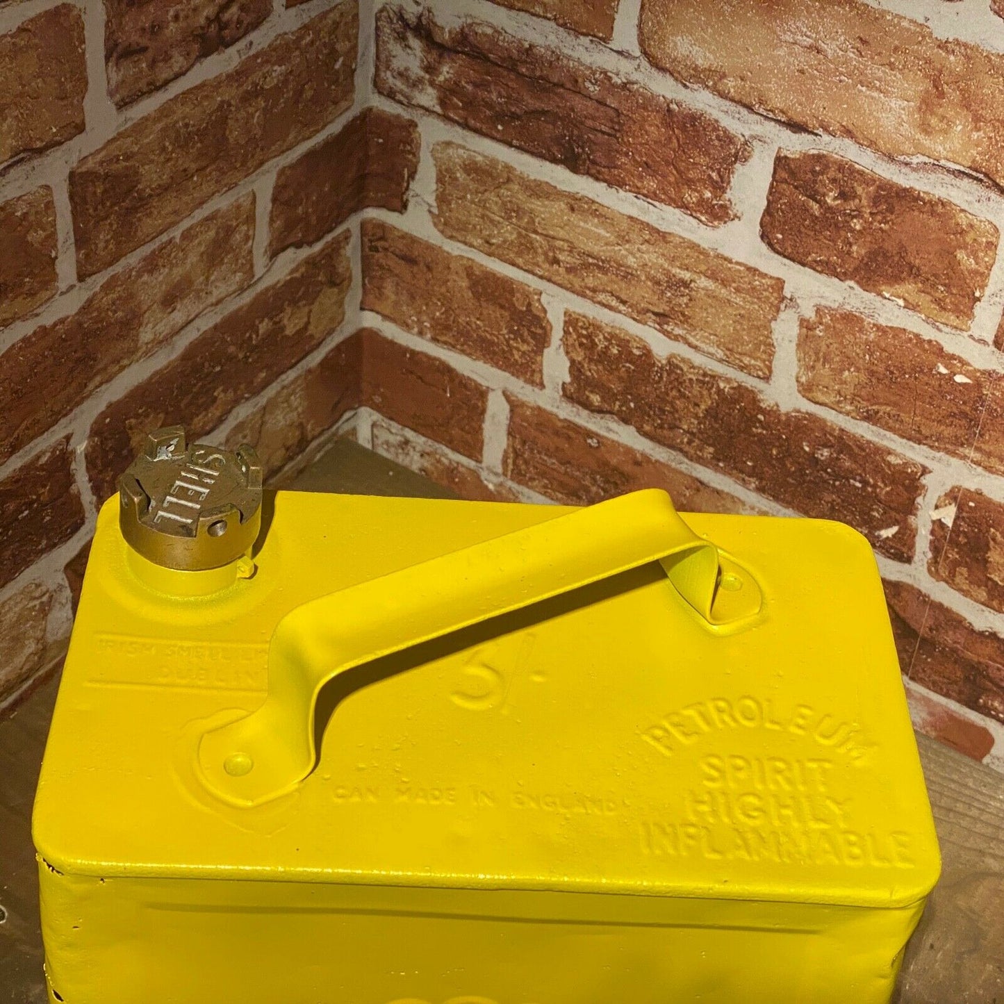 SHELL 2 GALLON PETROL CAN #5211 image 4