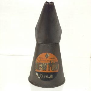 Vintage Newton Oils Jug Pourer