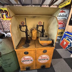PRATTS OIL CABINET   #08477