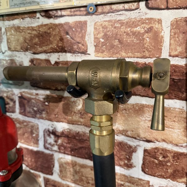 BP SPIRIT HAND CRANK PUMP #08483 - Image 6