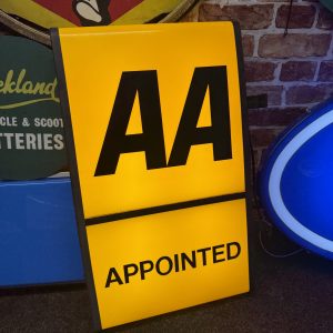 AA LIGHTBOX #08667