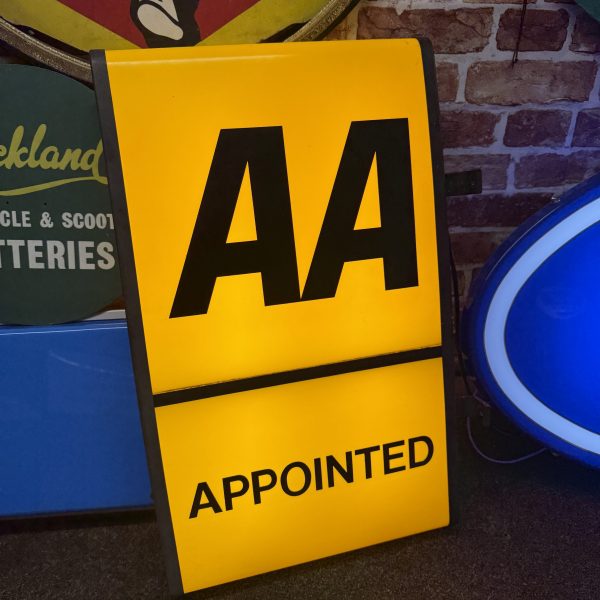 AA LIGHTBOX #08667