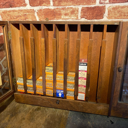 VINTAGE GARAGE DISPLAY - LUMAX BULBS #4015 image 2