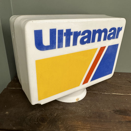 ULTRAMAR PETROL PUMP GLOBE #08257 image 0