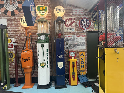 PRATTS HAMMOND VISIBLE PETROL PUMP  #7731 image 0