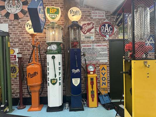PRATTS HAMMOND VISIBLE PETROL PUMP  #7731 image 0