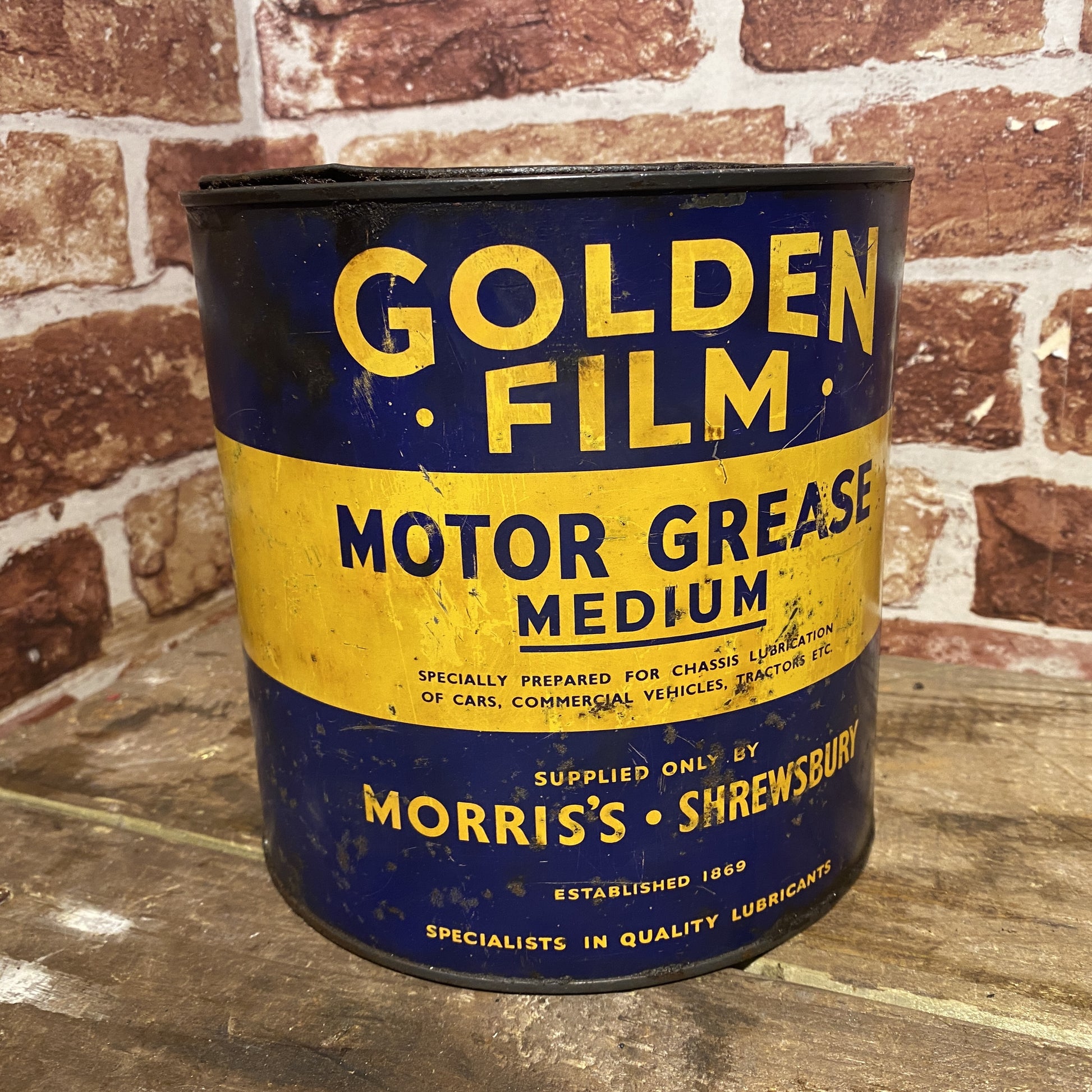 GOLDEN FILM MOTOR GREASE CAN #5979 image 1