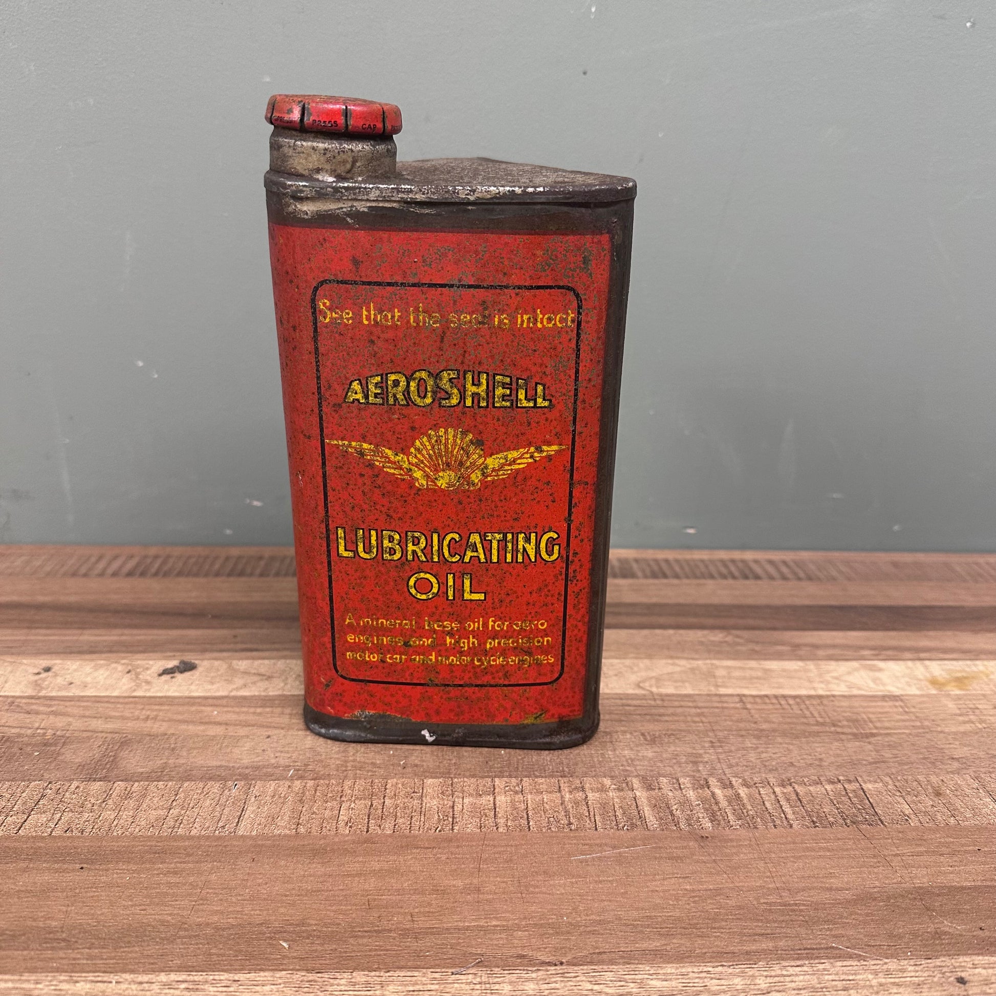 AEROSHELL OIL CAN #08693 SN 423 image 0