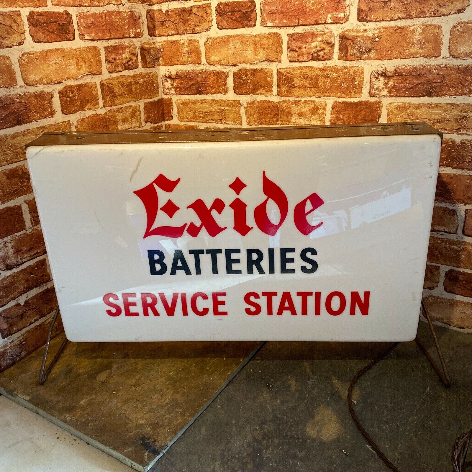 VINTAGE GARAGE SIGN LIGHTBOX - EXIDE #4050 image 0