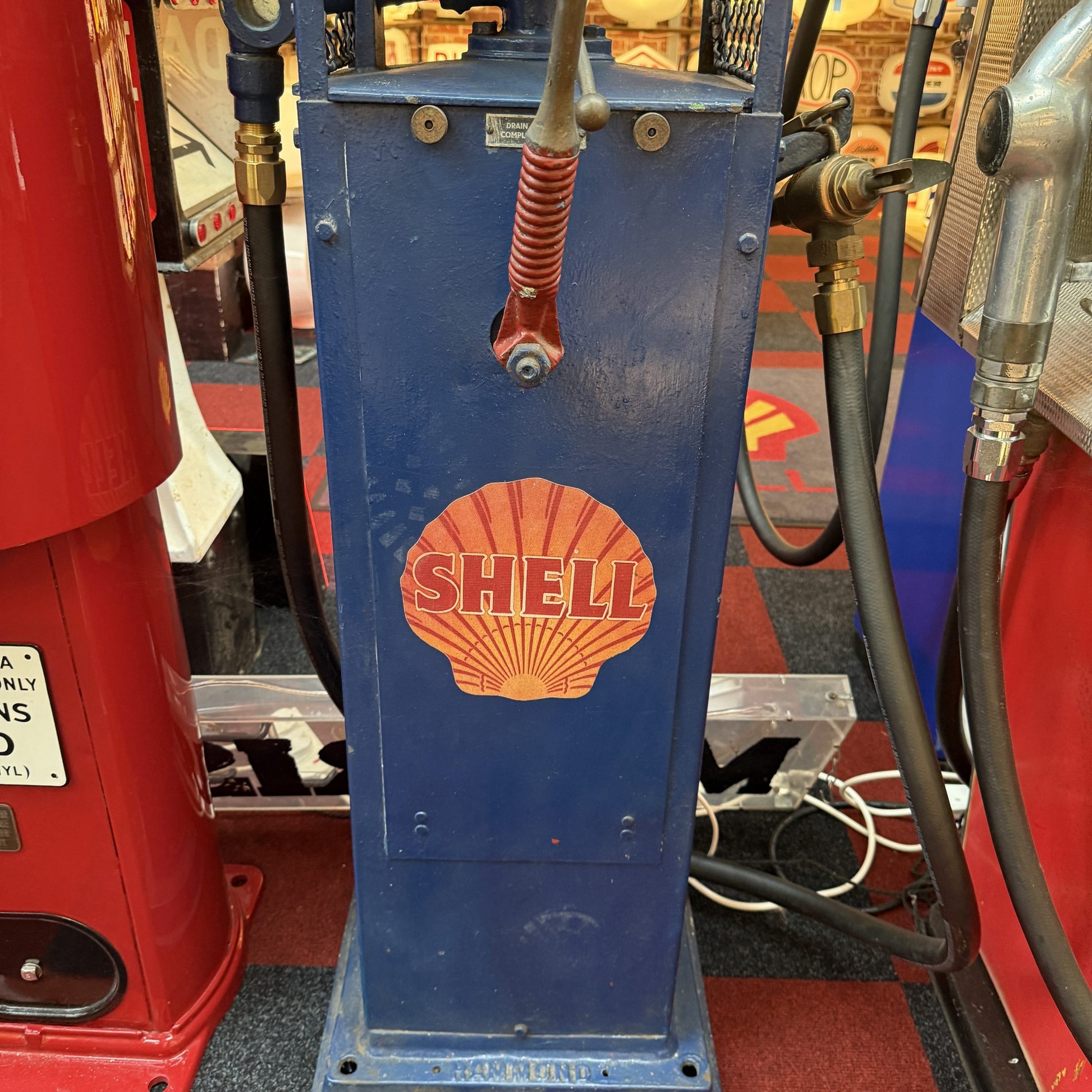 UNRESTORED HAMMOND PETROL PUMP #08616 image 4