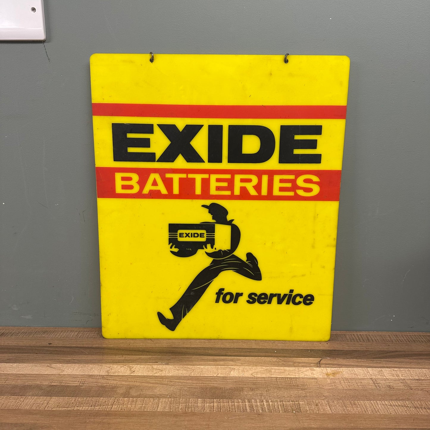 EXIDE BATTERIES PLASTIC SIGN #08522 image 0
