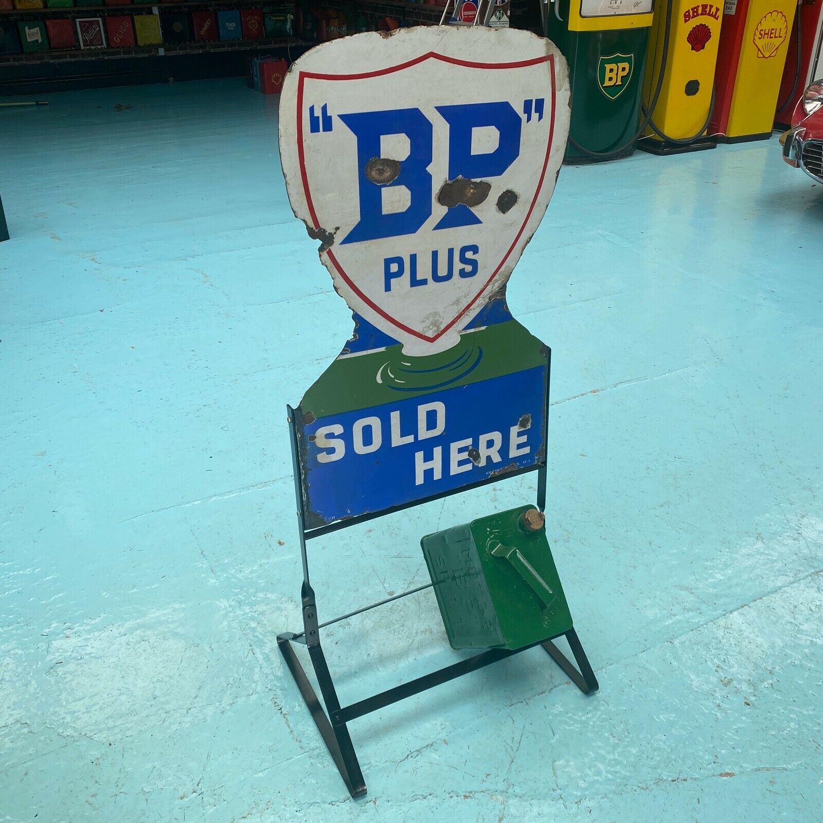 VINTAGE ENAMEL SIGN - BP #04525 SN 147 image 0