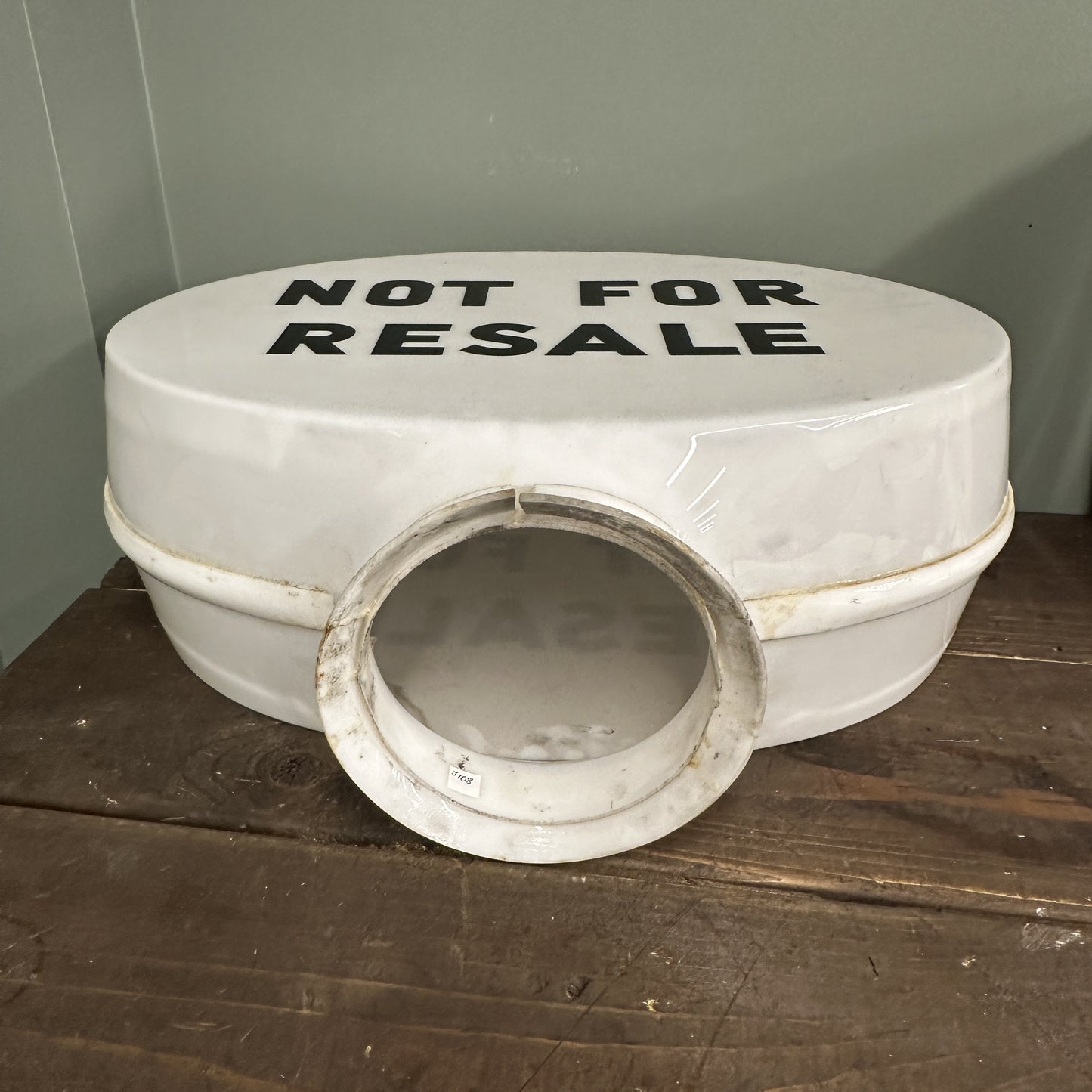 NOT FOR RESALE PETROL PUMP GLOBE #08247 image 2