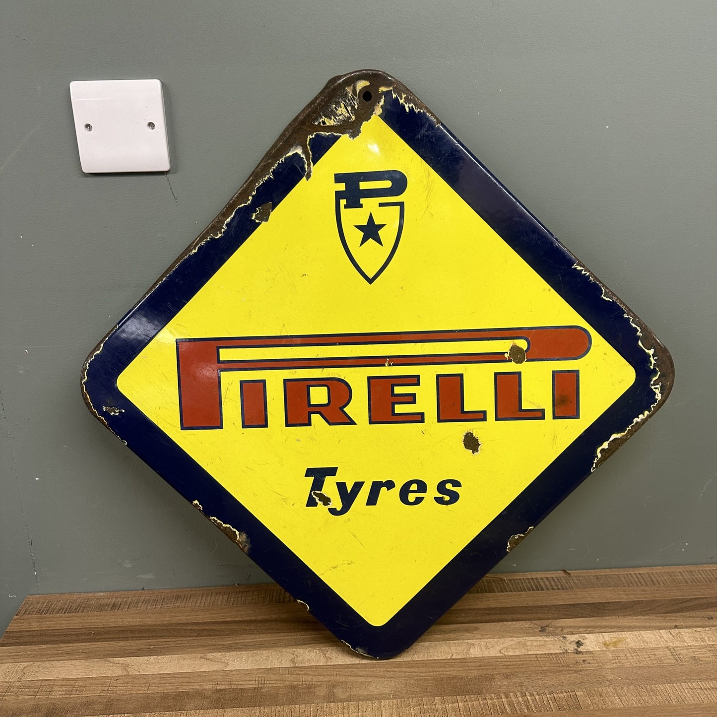 PIRELLI ENAMEL SIGN #08419 image 0