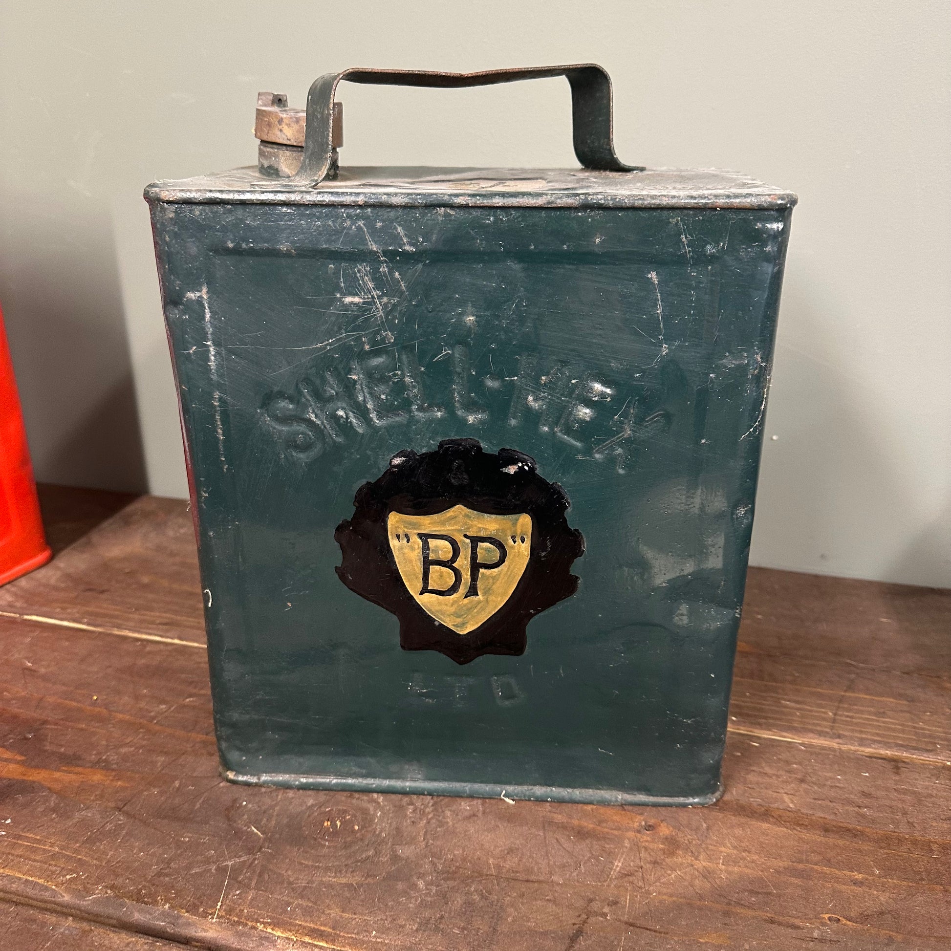 SET OF THREE VINTAGE PETROL CANS #08636 image 1