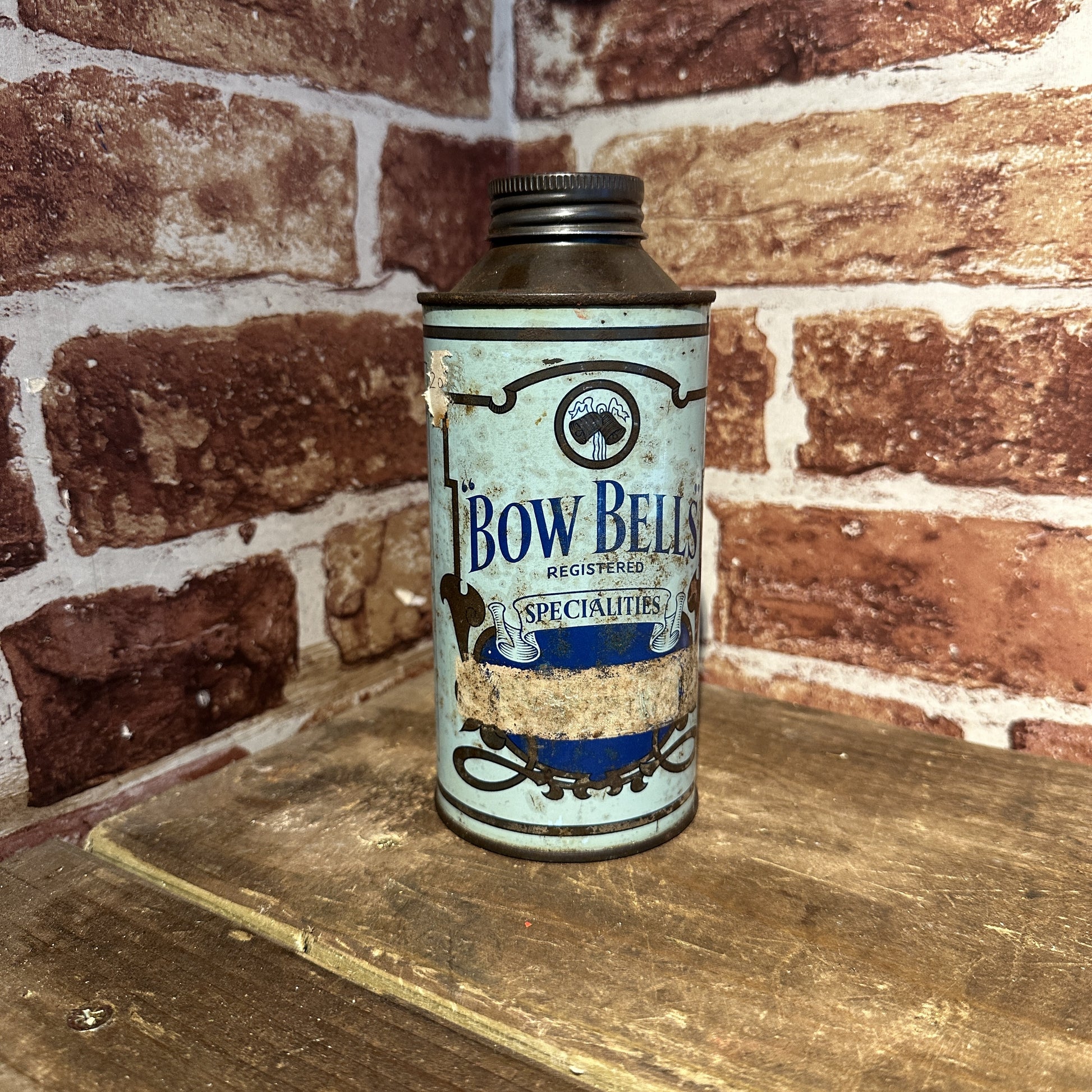 BOW BELLS OIL CAN #08079 image 0