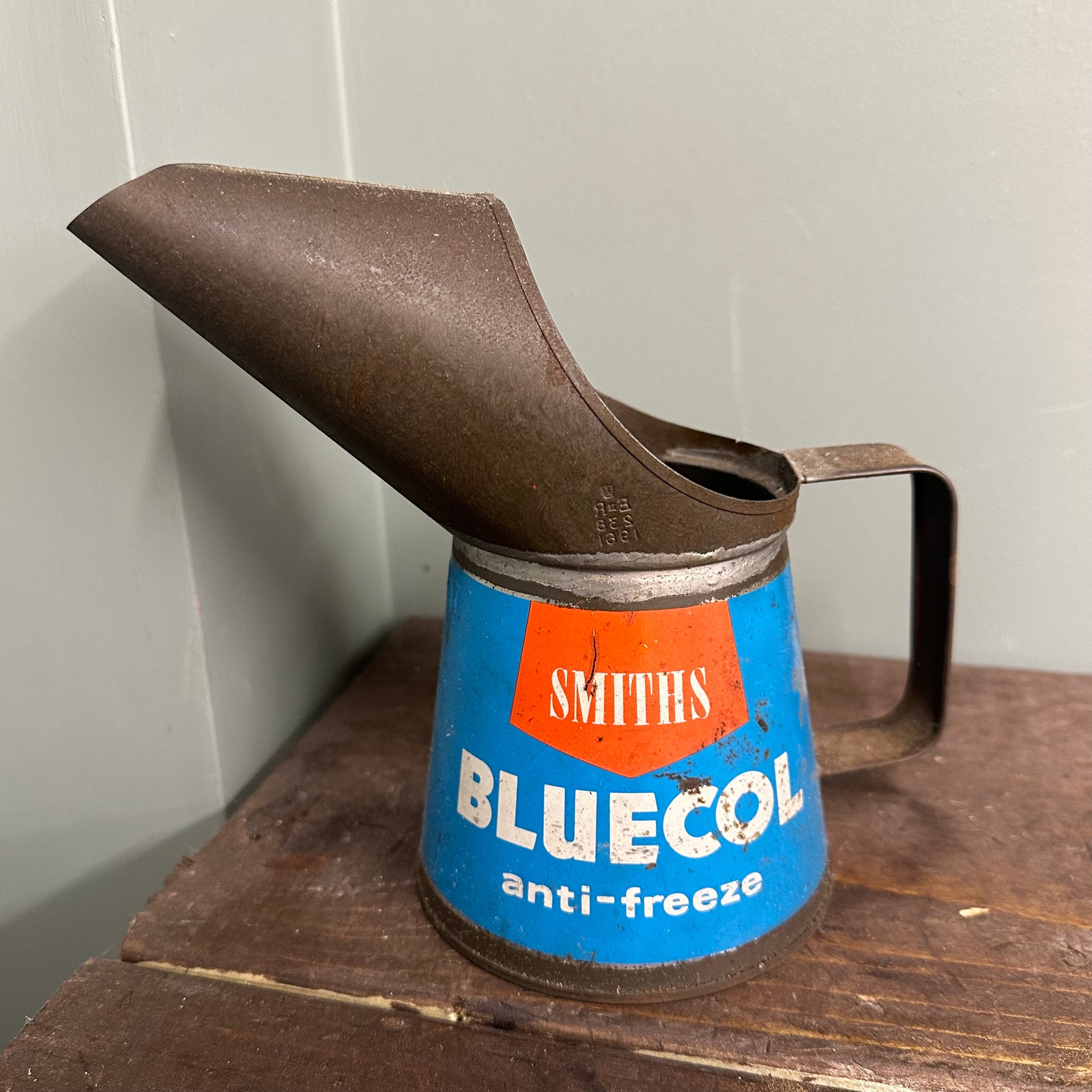 SMITHS BLUECOL ANTIFREEZE OIL JUG #08672 image 0
