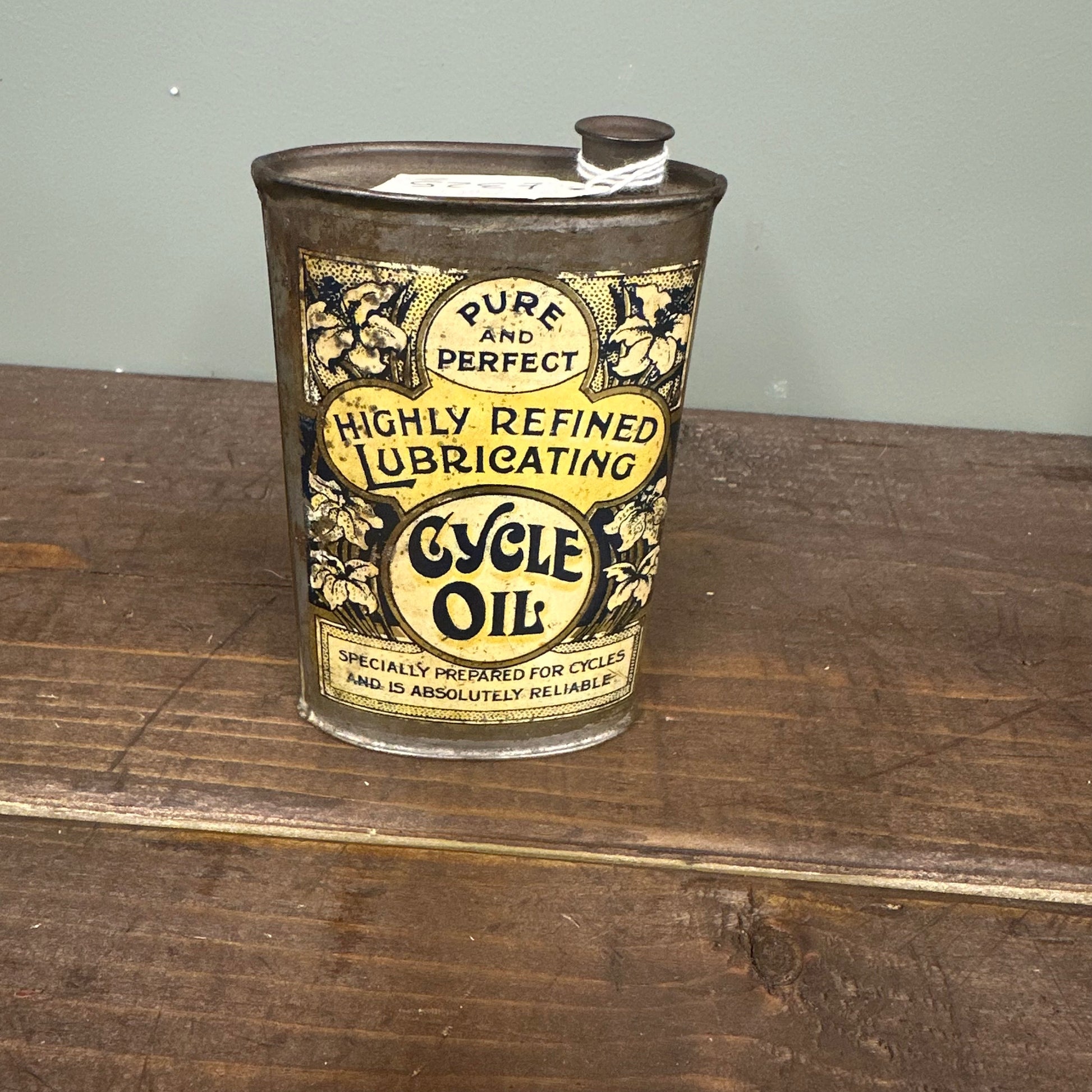 CYCLE OIL TIN #08650 image 1