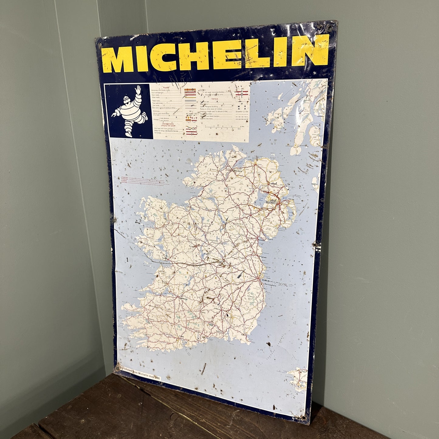 MICHELIN MAP SIGN #08270 image 0