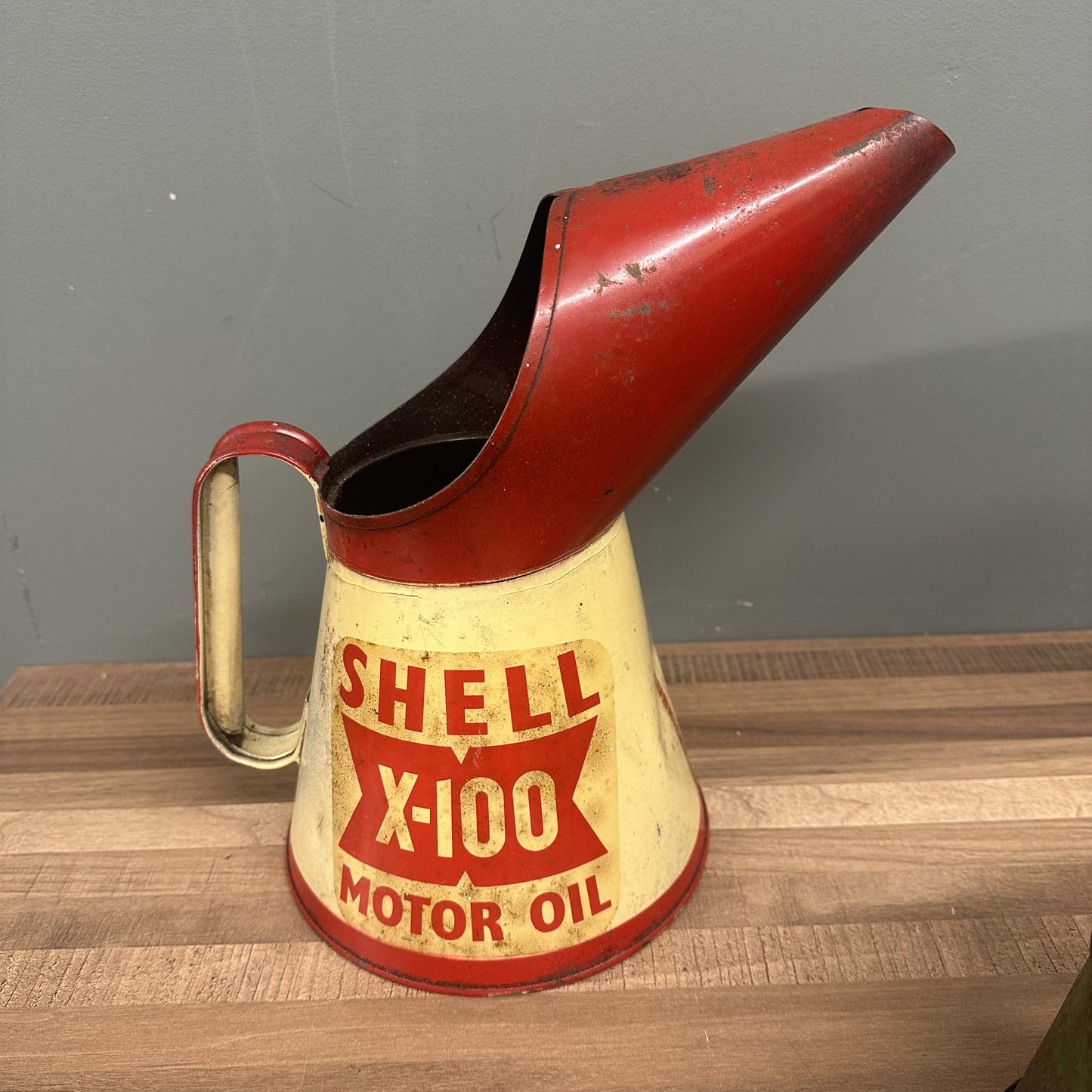 SHELL X100 OIL POURER #08342 image 1