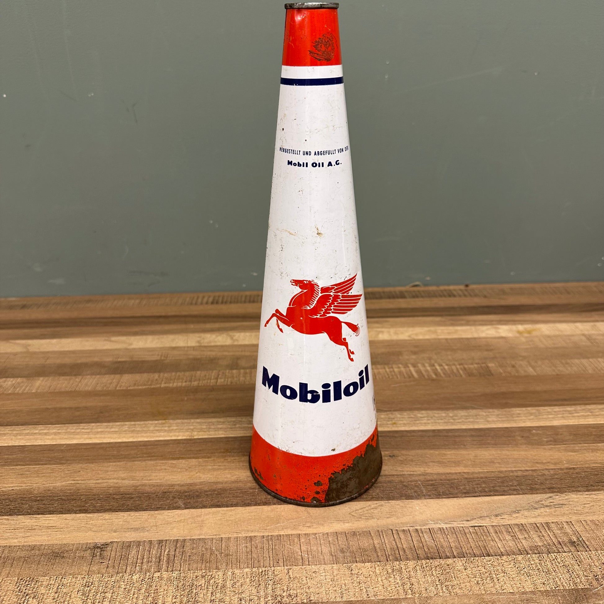 MOBILOIL OIL CAN #08445 image 0