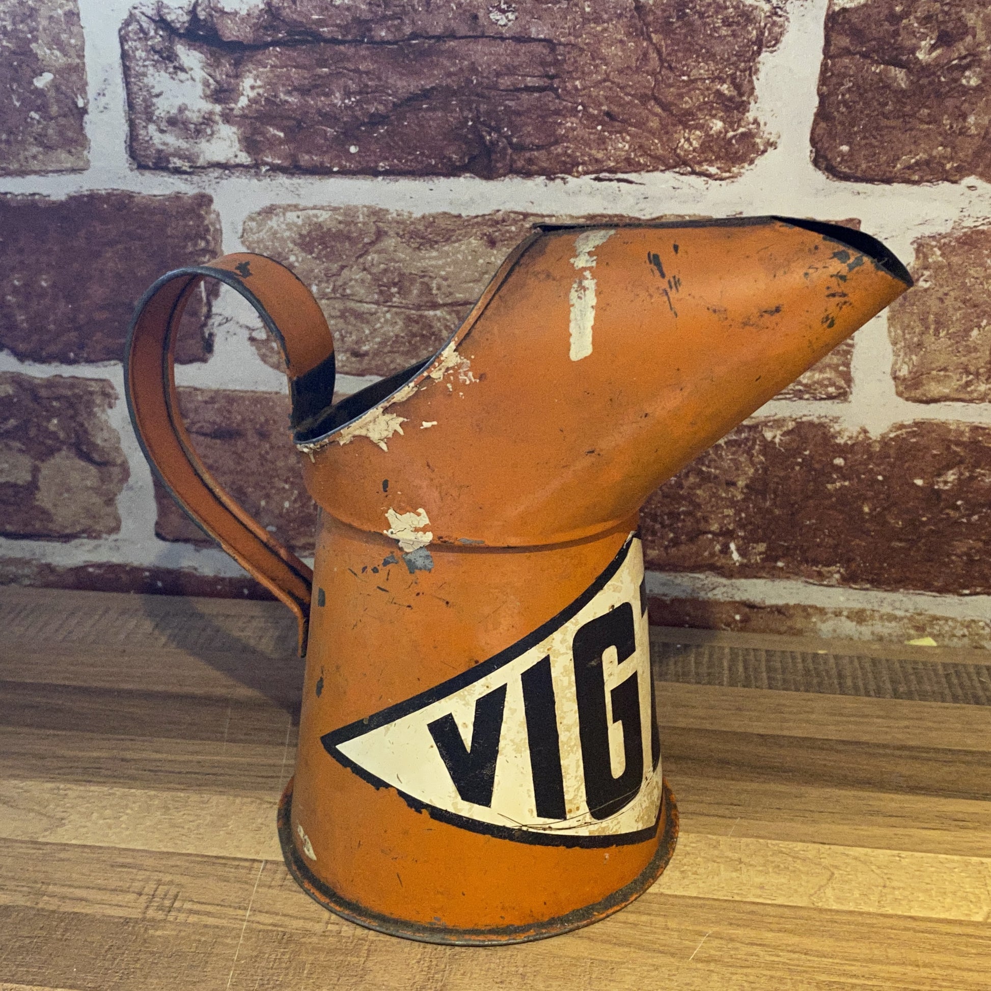 VINTAGE OIL POURER VIGZOL OIL POURER - PINT - #5083 image 1