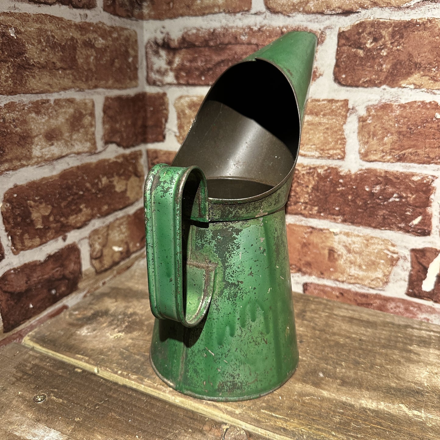 ROYAL SNOWDRIFT OIL POURER CAN #07892 image 2