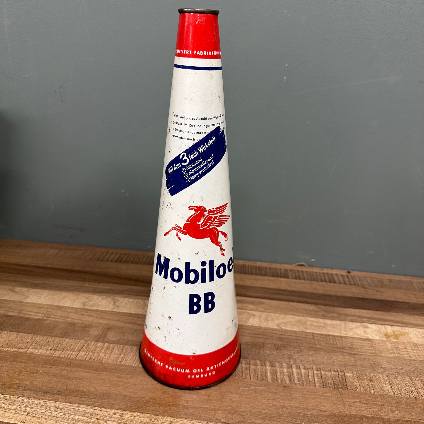 MOBILOEL "BB" OIL CAN   #08467 image 2