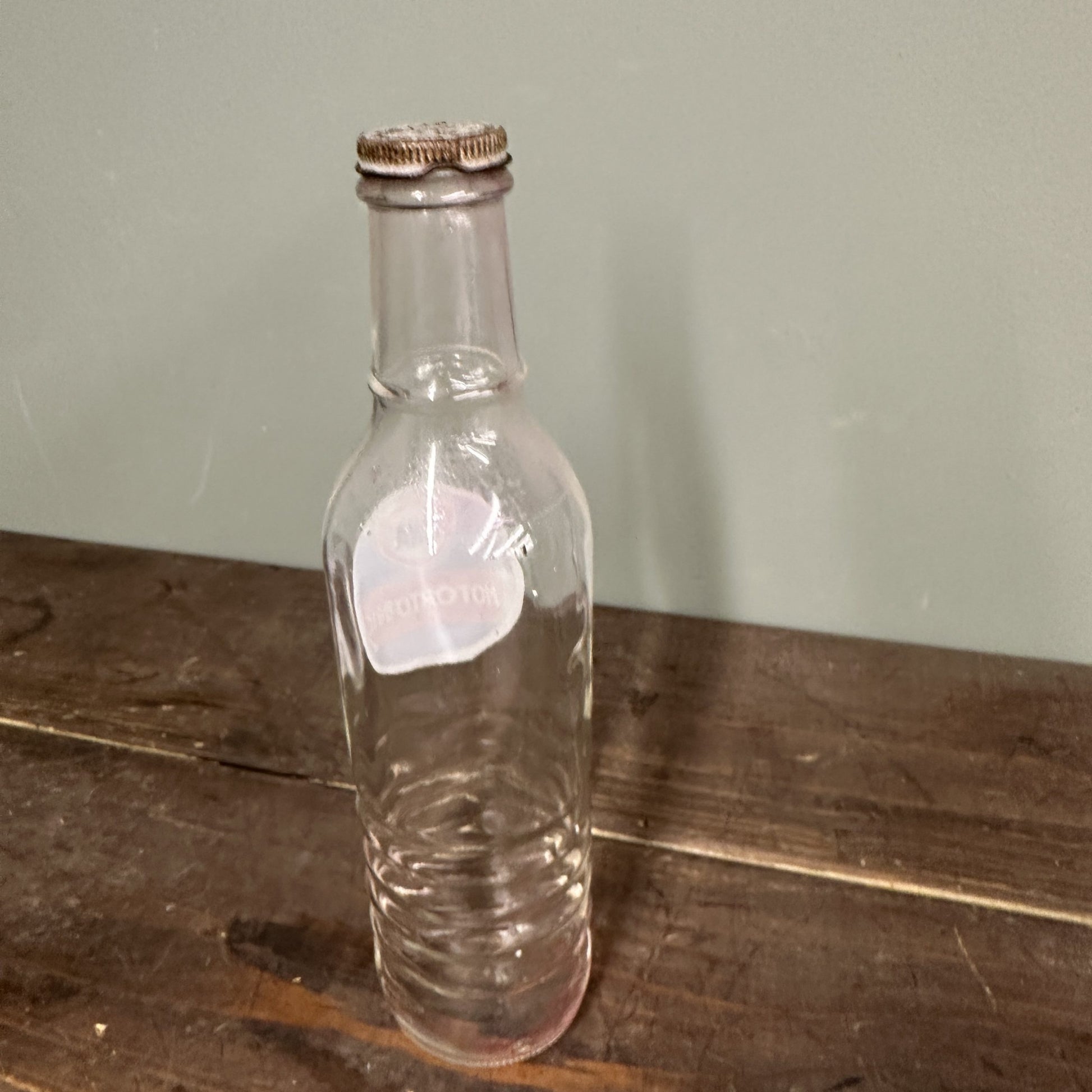 FINA OIL BOTTLE #08685 image 3