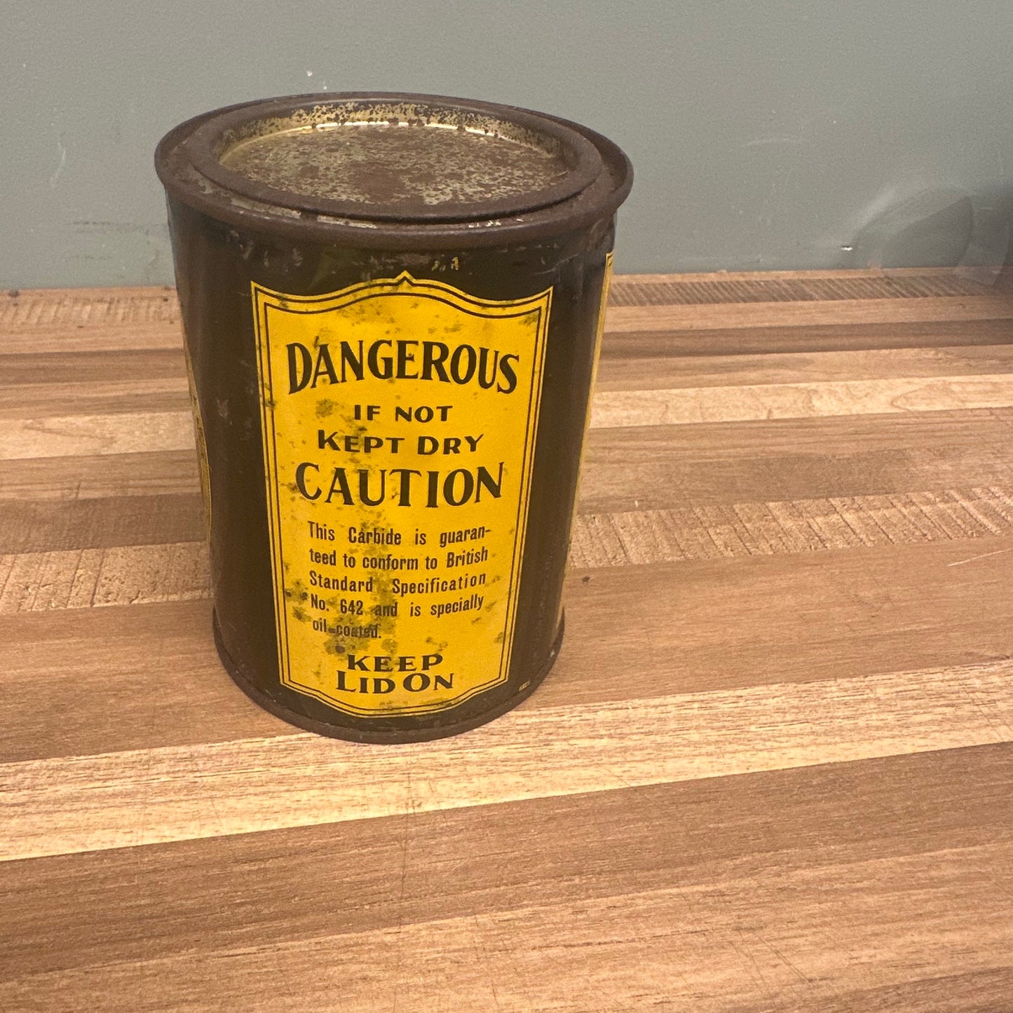 CARBIDE OF CALCIUM OIL TIN #08597 image 2