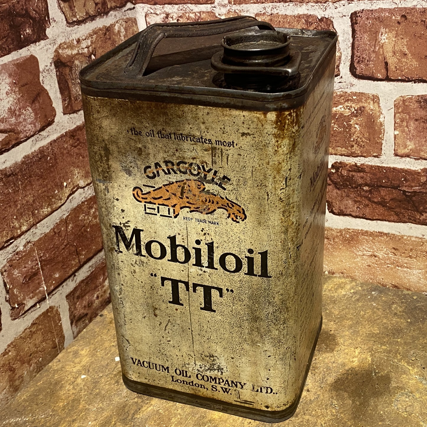 VINTAGE OIL CAN  - GARGOYLE MOBILOIL TT #4889 image 0