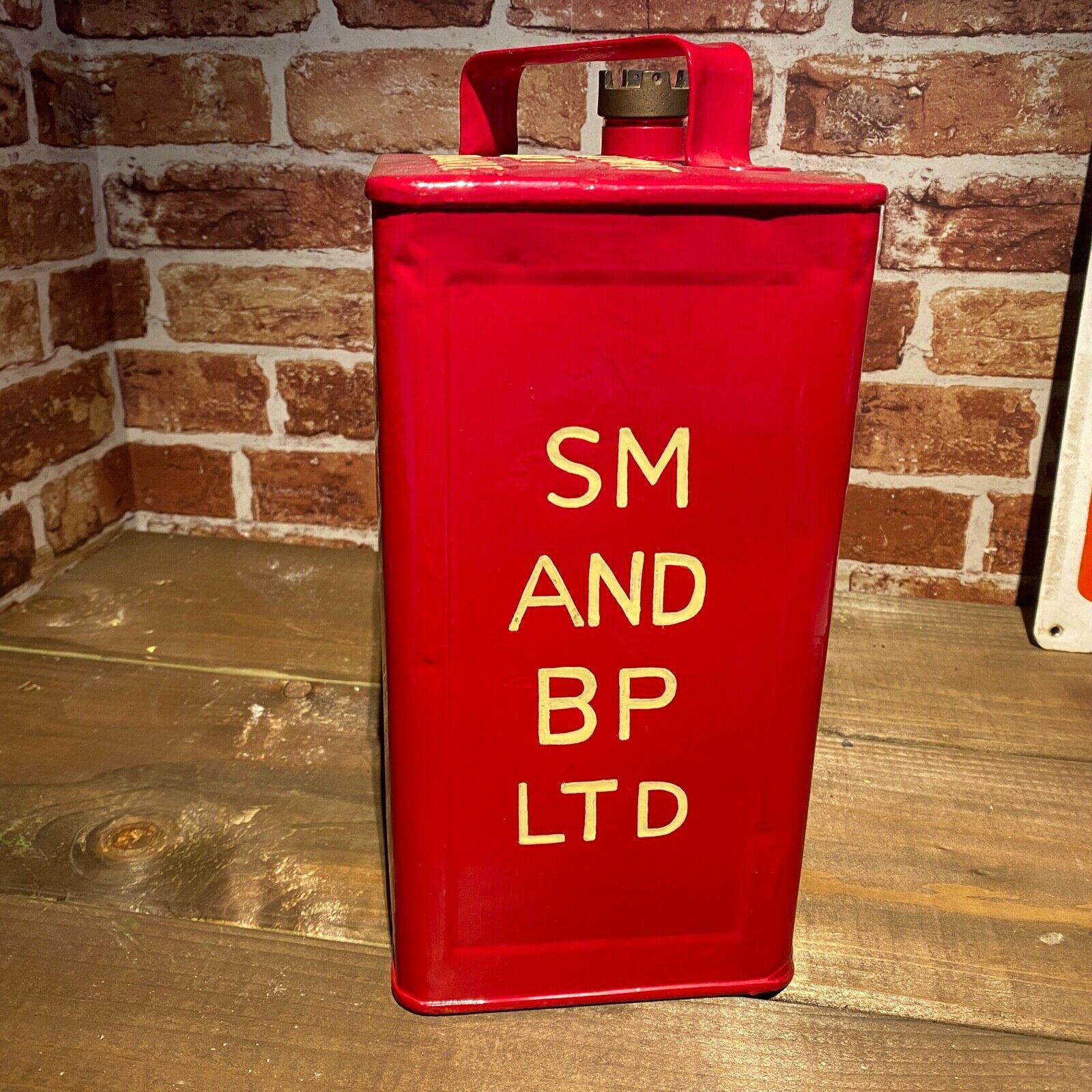 SHELLMEX AND BP 2 GALLON PETROL CAN #5206 image 1