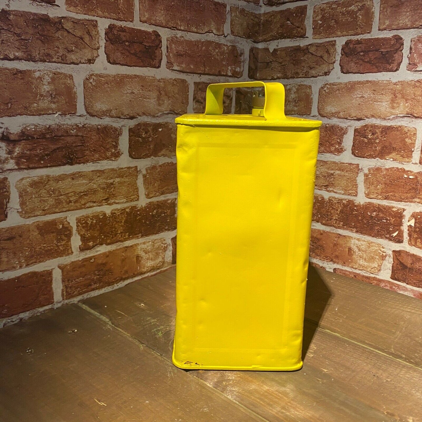 SHELL 2 GALLON PETROL CAN #5211 image 1