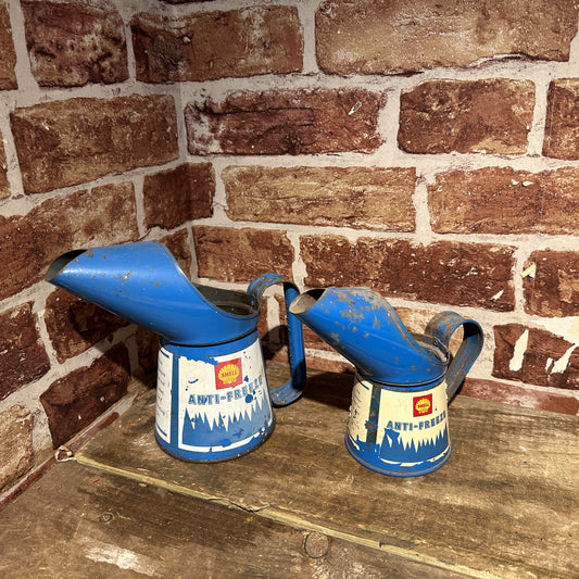 2 X SHELL ANTIFREEZE OIL POURERS #6245 image 0