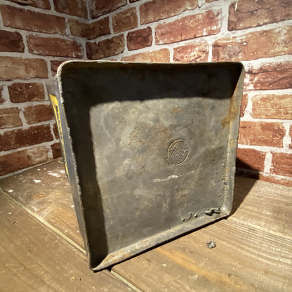 VINTAGE OIL CAN - GAMAGES- #5480 SN 223 image 3