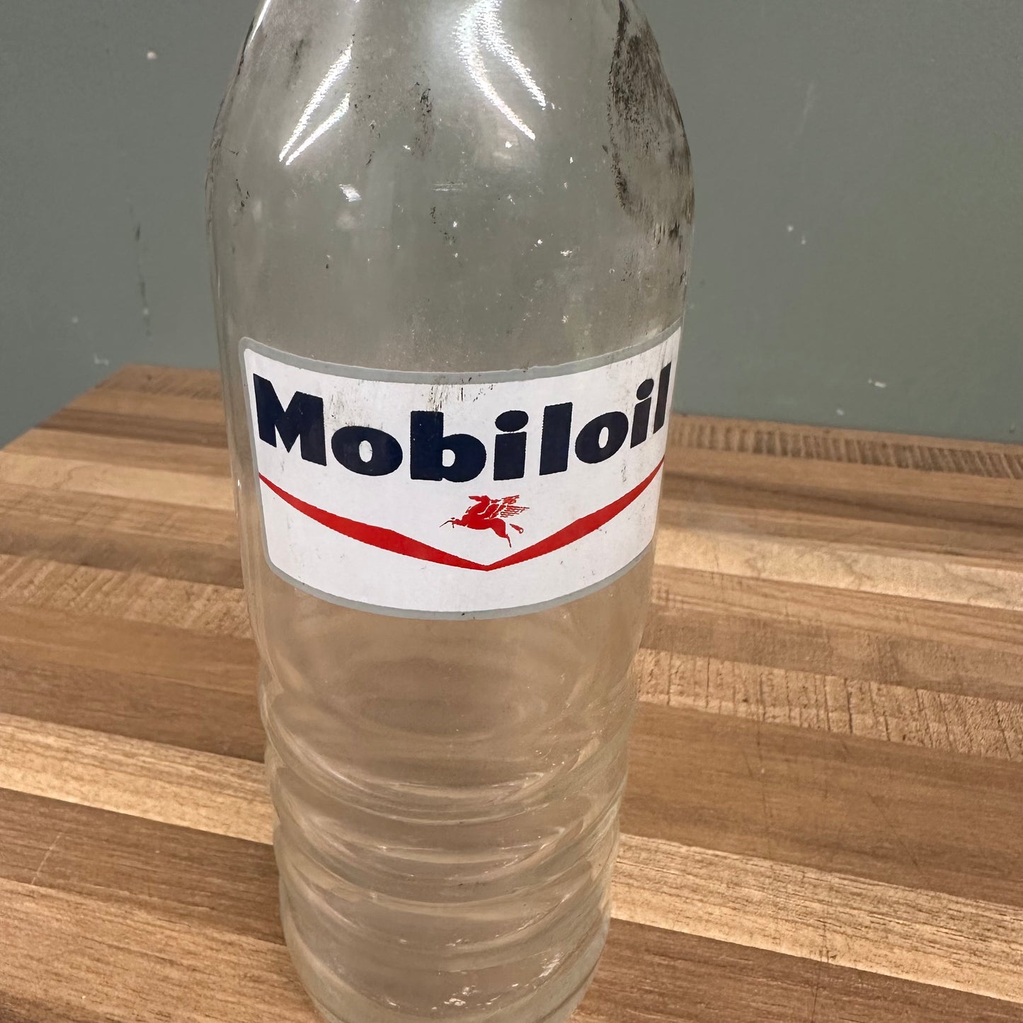 MOBILOIL OIL BOTTLE  #08581 image 2