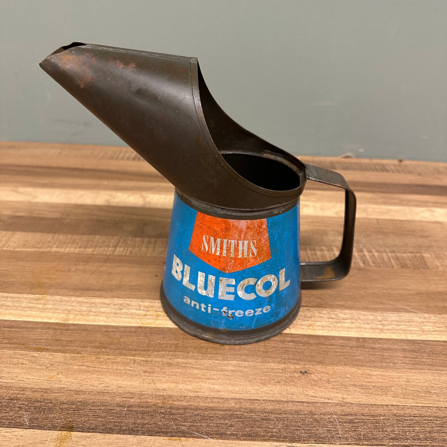 SMITHS BLUECOL ANTI-FREEZE OIL JUG  #08463 image 0