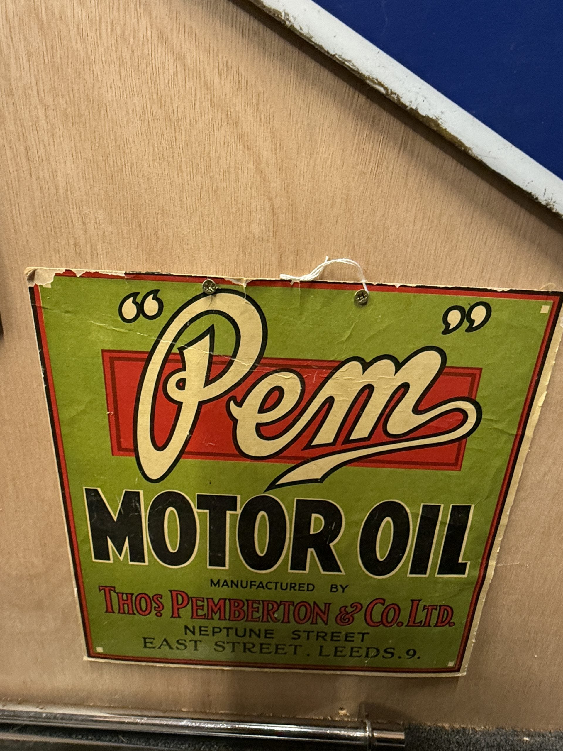 PEM MOTOR OIL HARDBOARD SIGN #08655 image 0