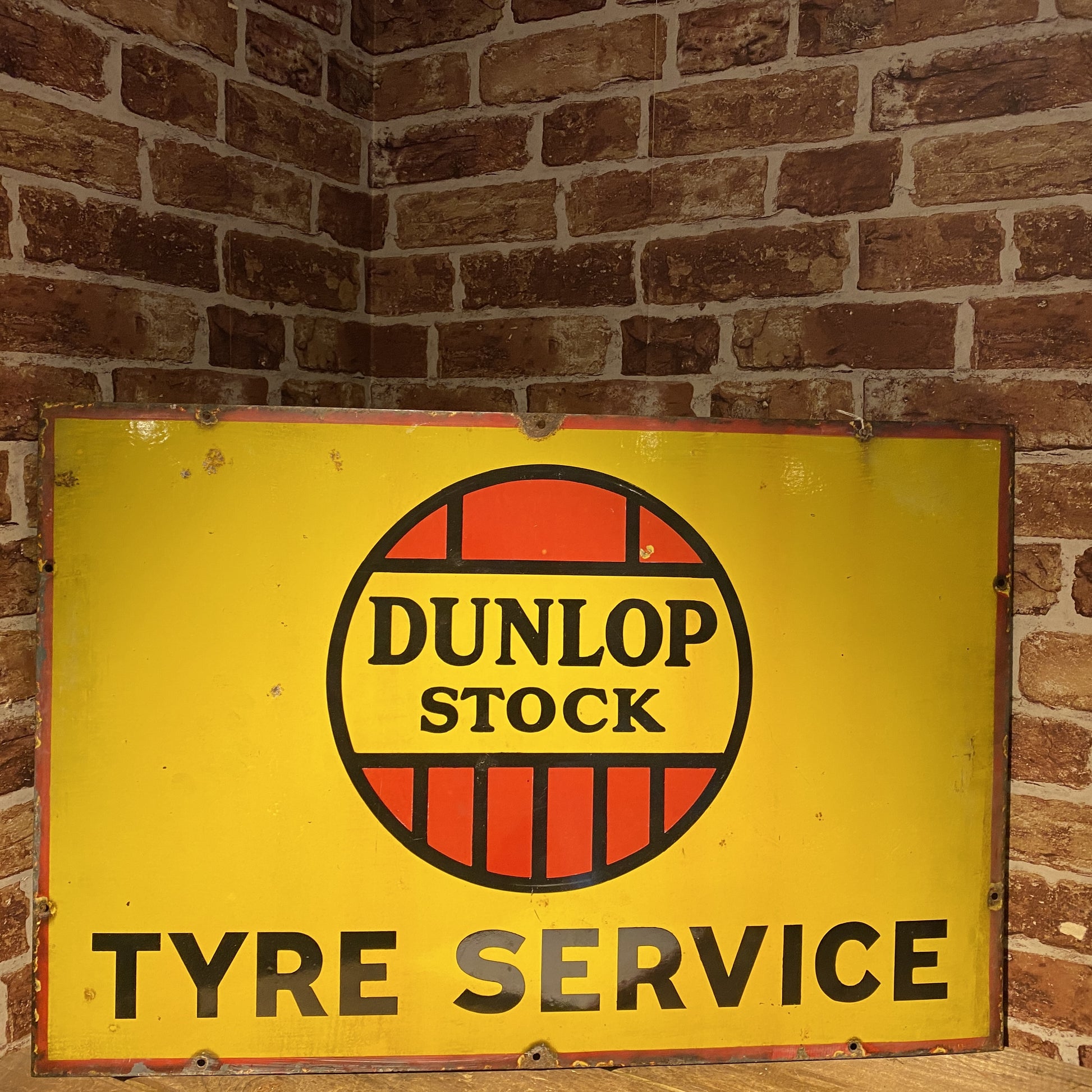 DUNLOP STOCK ENAMEL SIGN #6098 image 0