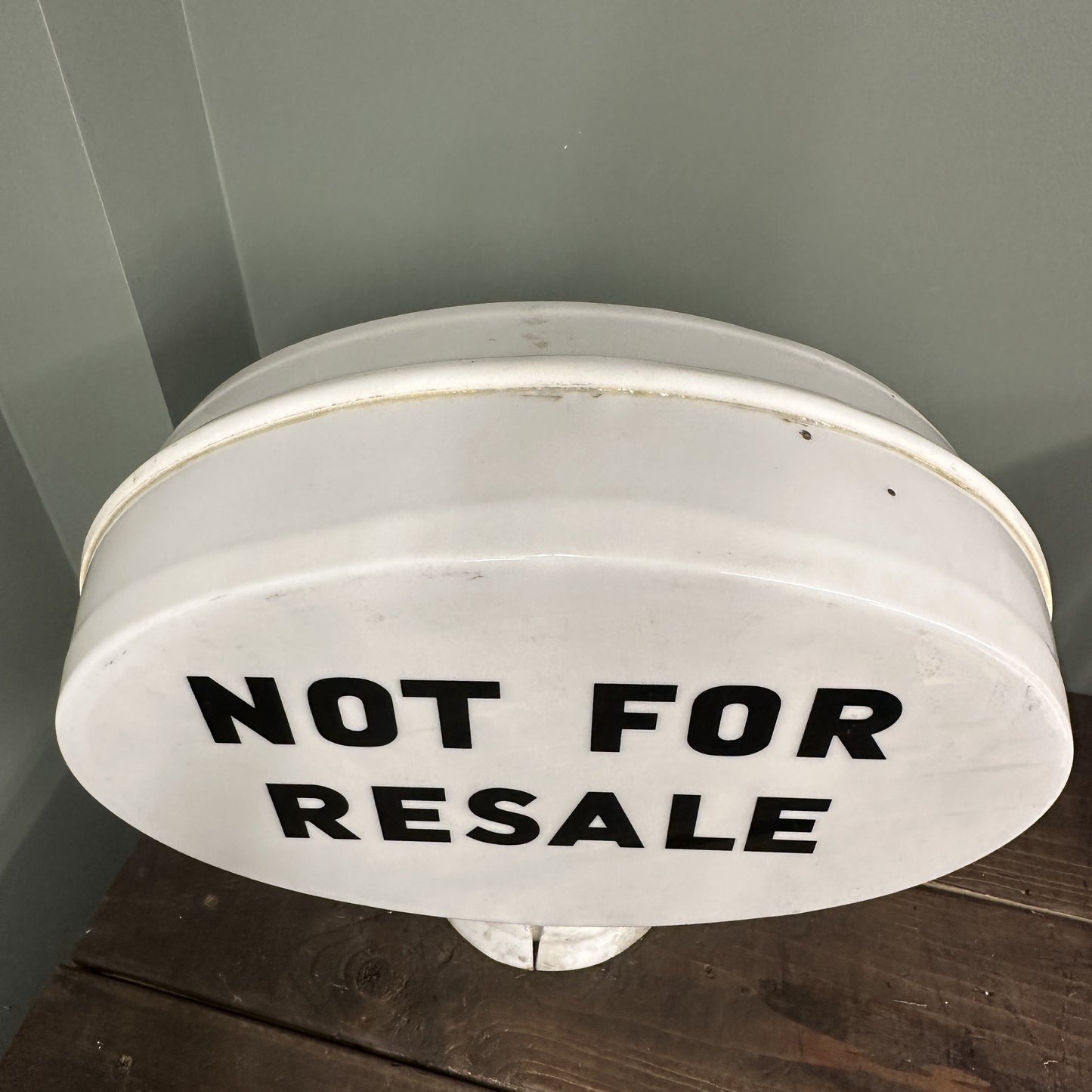 NOT FOR RESALE PETROL PUMP GLOBE #08247 image 3