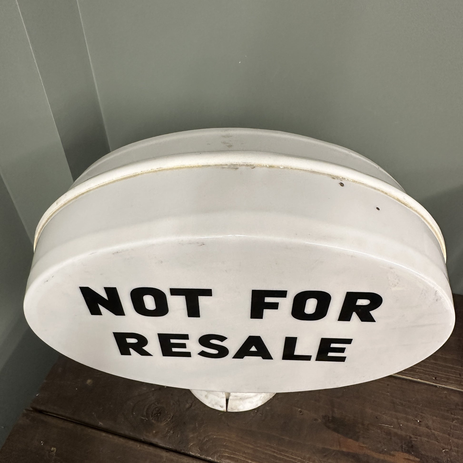 NOT FOR RESALE PETROL PUMP GLOBE #08247 image 3