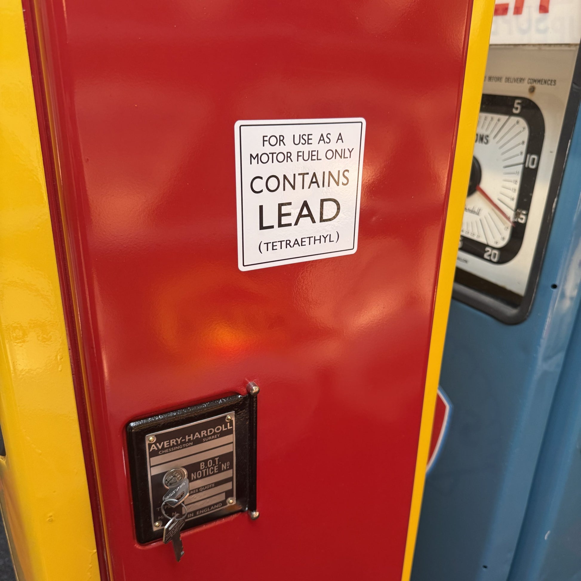 SUPER SHELL AVERY HARDOLL PETROL PUMP #08614 image 3