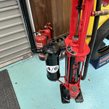 SKELETON PETROL PUMP WITH SHELL LIVERY ADDED #6299 SN 240 image 1