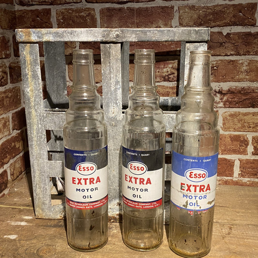 3 X QUART ESSO  OIL BOTTLES IN CRATE #05889 image 0